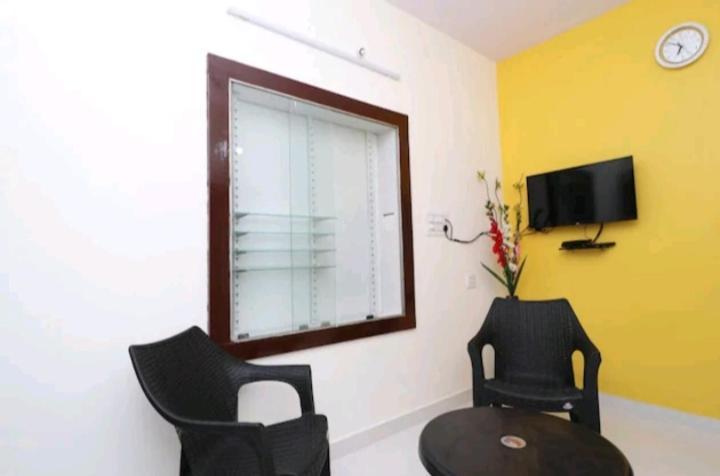 Wheel To Hills Stay Inn Service Apartments Chikmagalūr Extérieur photo