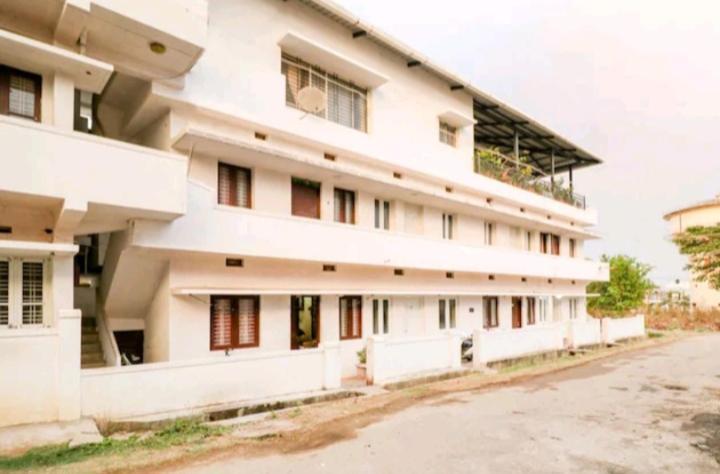 Wheel To Hills Stay Inn Service Apartments Chikmagalūr Extérieur photo